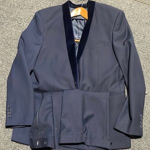 Mens Suit